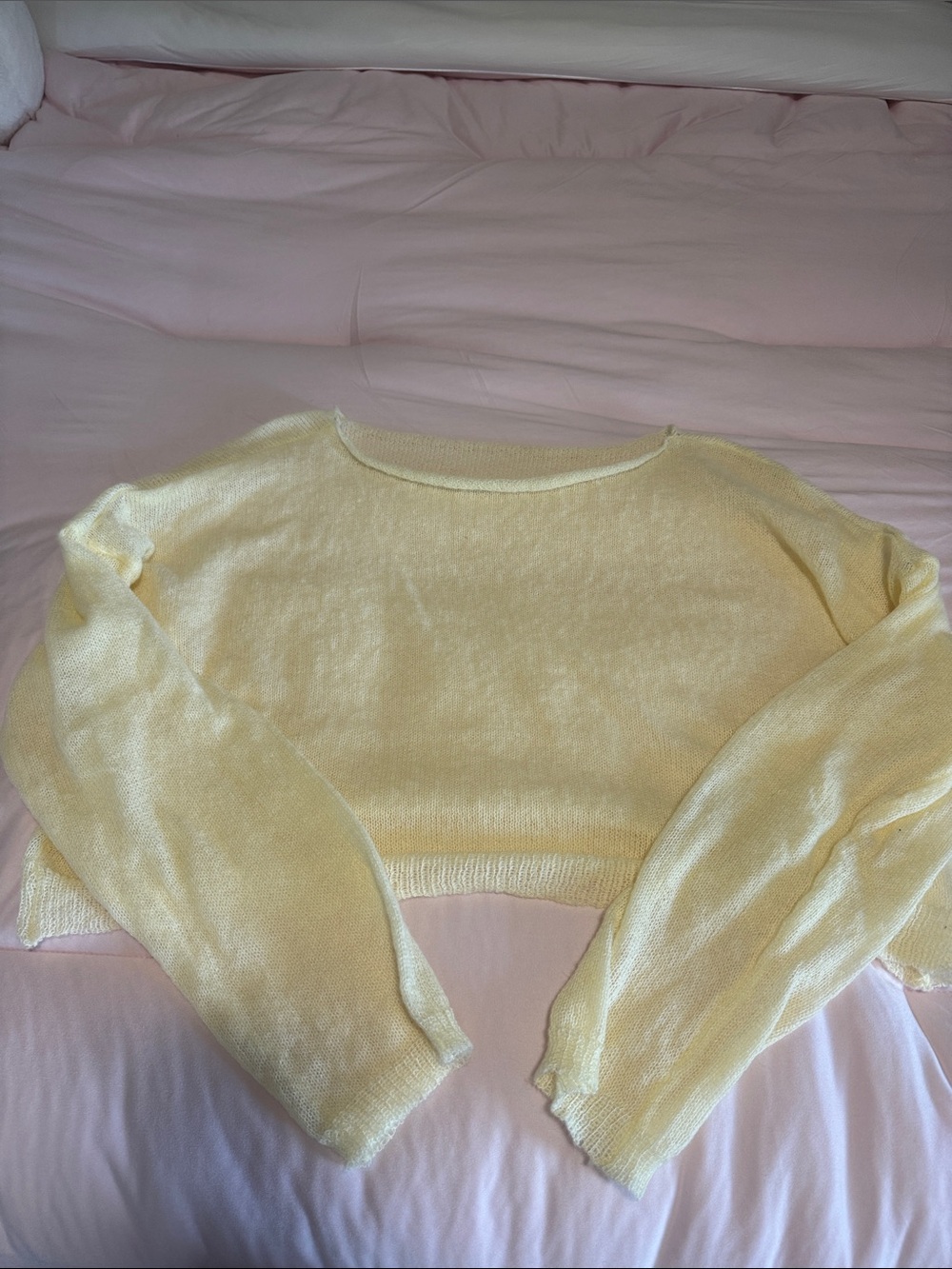 Cropped Light Yellow Long Sleeve Knit Top